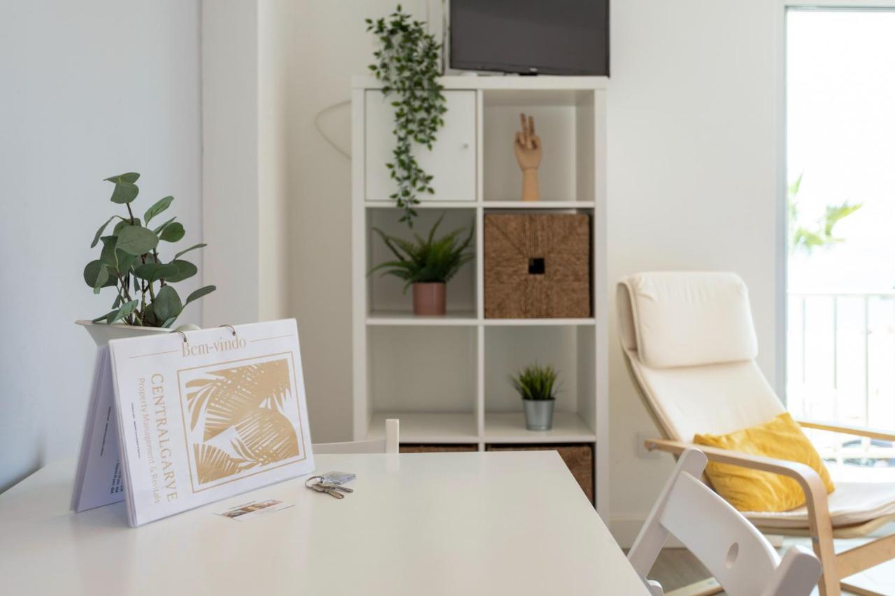 Centralgarve - Stunning Beach Front Studio - Astro クアルテイラ 部屋 写真